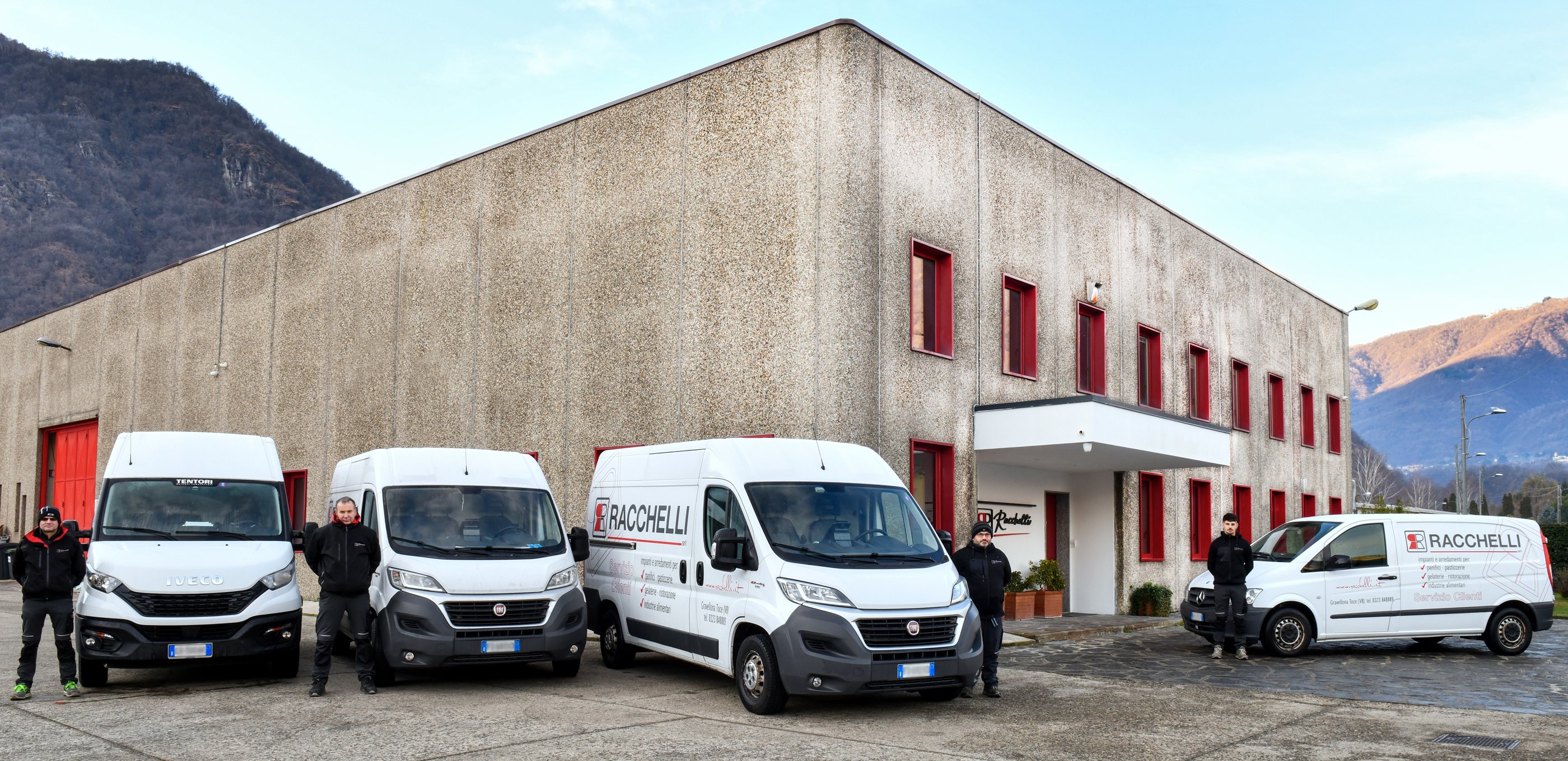 Equipe d'assistants spécialisés pour des interventions rapides